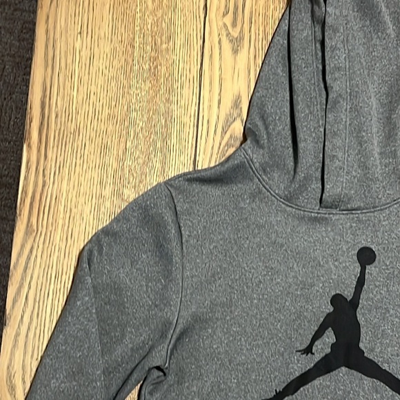 Jordan Hoodie - Size Large (12-13 years) - Picture 3 of 9